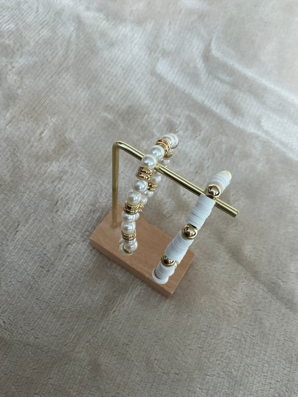 White & Gold Stackable Bracelet Set