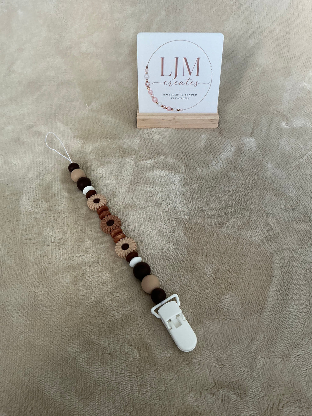 Autumn Daisy Dummy Clip | Handmade Neutral Floral Pacifier Holder