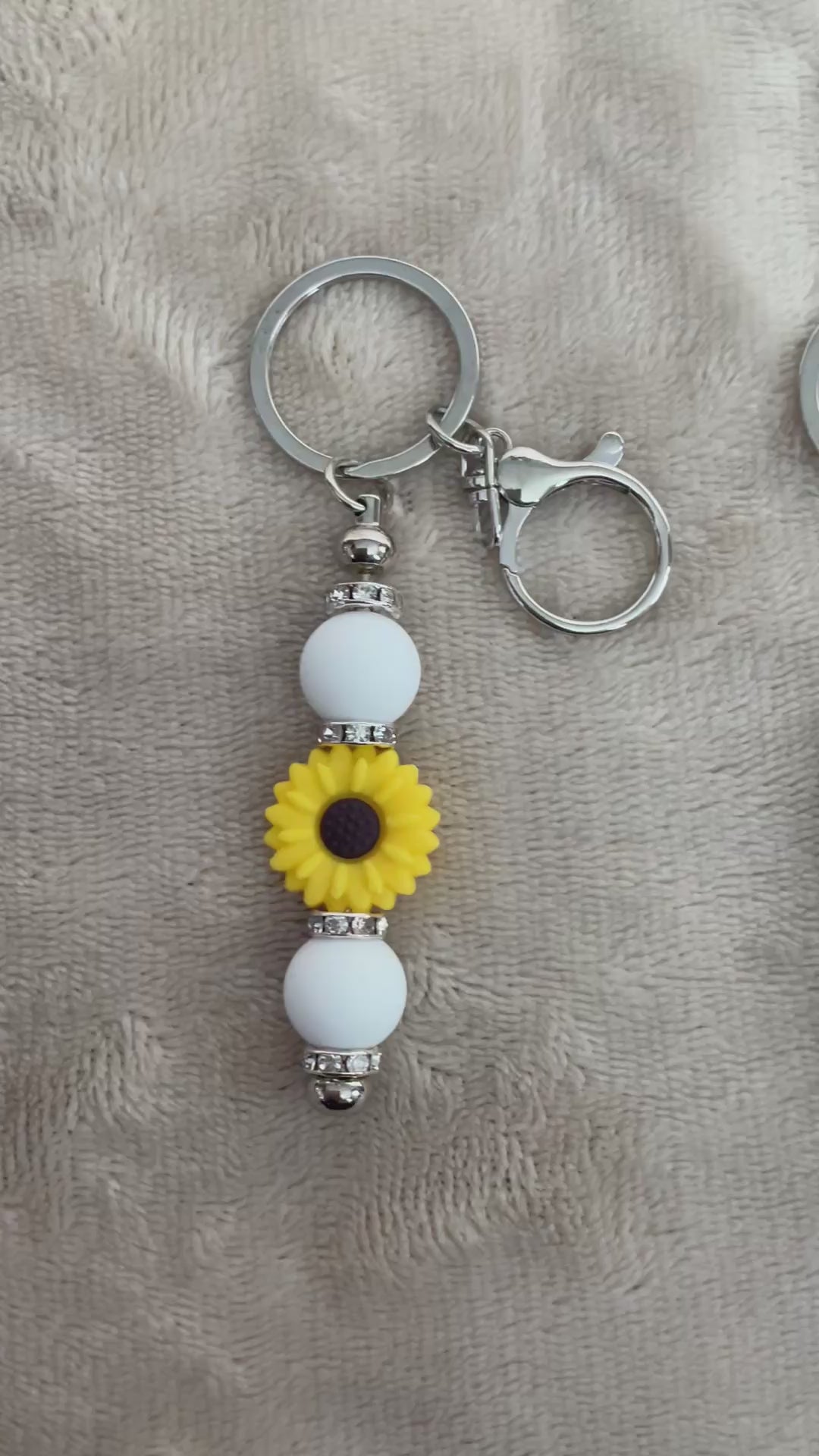 Sunflower Keychain Collection – Handmade Floral Beaded Bag Charms